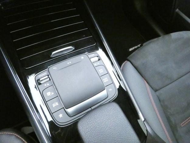 MERCEDES-BENZ Classe B 250 e AMG Line  