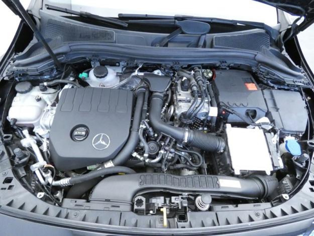 MERCEDES-BENZ Classe B 250 e AMG Line  