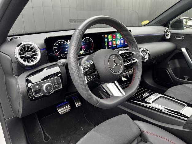 MERCEDES-BENZ Classe A 200 d AMG Line  