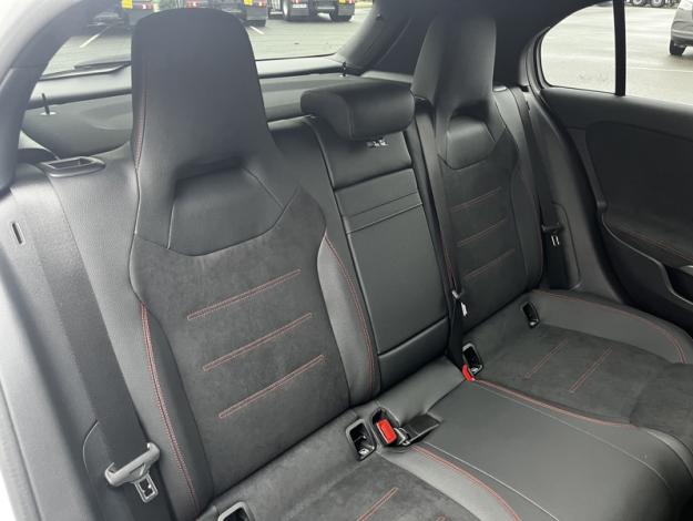 MERCEDES-BENZ Classe A 200 d AMG Line  