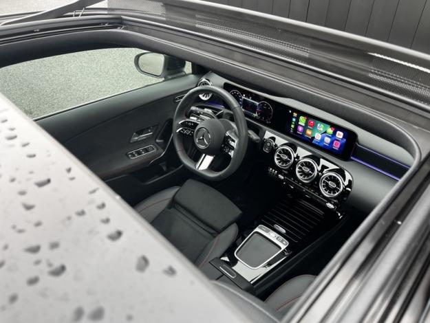 MERCEDES-BENZ Classe A 200 d AMG Line  