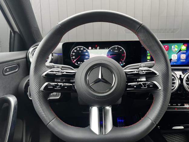 MERCEDES-BENZ Classe A 200 d AMG Line  