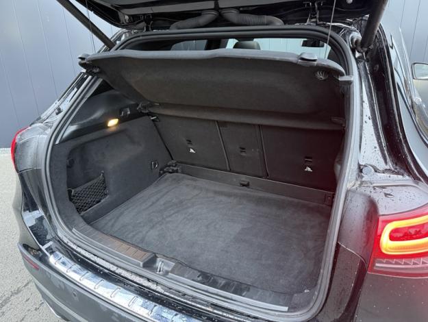 MERCEDES-BENZ GLA 200 d AMG Line  GLA 200 d AMG Line