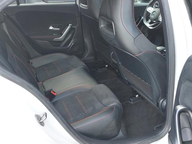 MERCEDES-BENZ Classe A 180 d AMG Line  