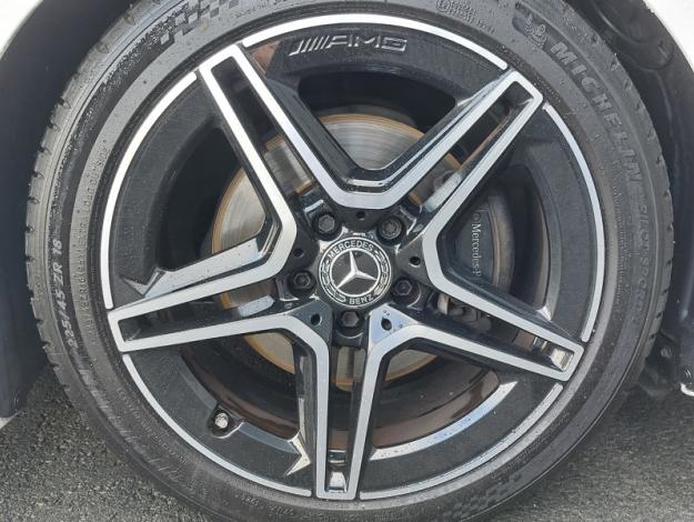 MERCEDES-BENZ Classe A 180 d AMG Line  