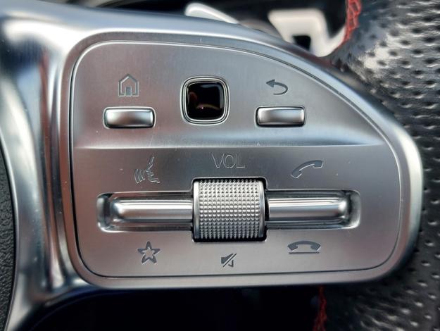 MERCEDES-BENZ Classe A 180 d AMG Line  