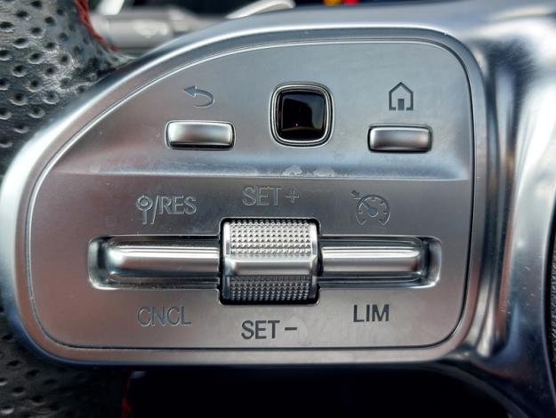 MERCEDES-BENZ Classe A 180 d AMG Line  