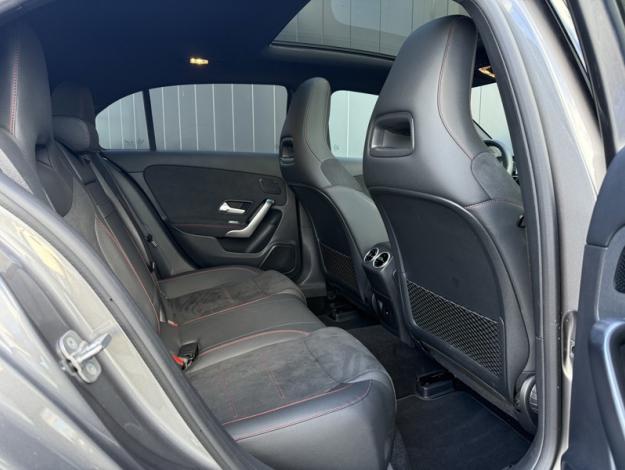 MERCEDES-BENZ Classe A 180 AMG Line  