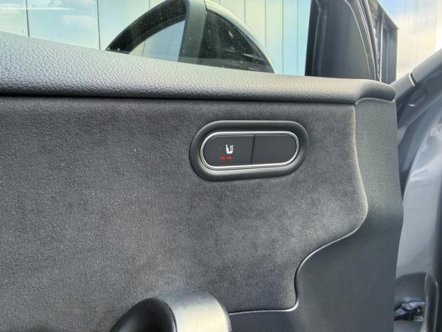 MERCEDES-BENZ Classe A 180 AMG Line  