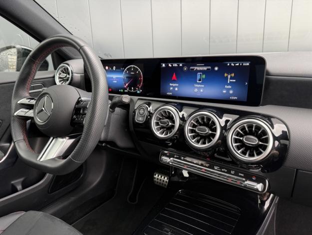 MERCEDES-BENZ Classe A 200 d AMG Line  