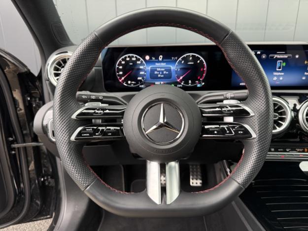 MERCEDES-BENZ Classe A 200 d AMG Line  