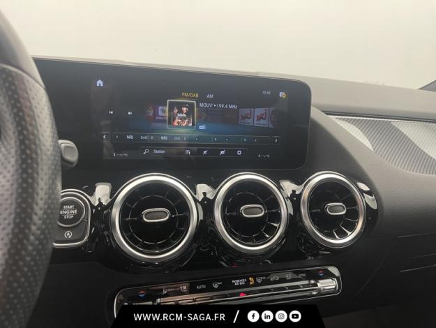 MERCEDES-BENZ GLA 200 d AMG Line  GLA 200 d AMG Line