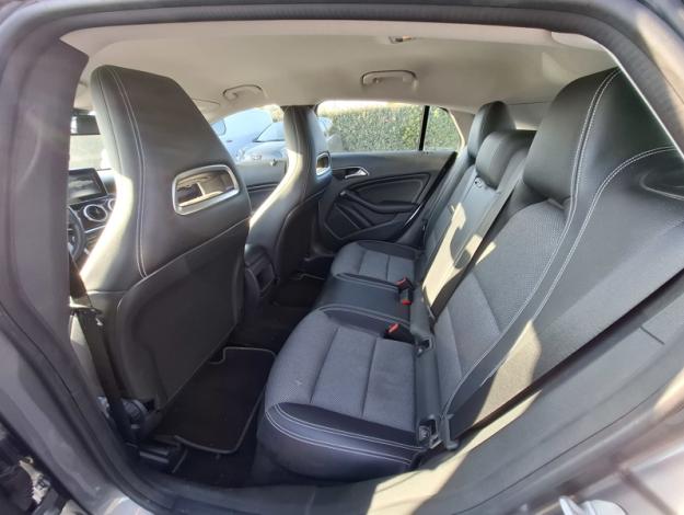 MERCEDES-BENZ CLA Shooting Brake CLA 180 d SB Business  
