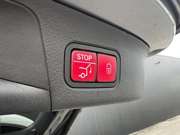 MERCEDES-BENZ GLA 250 e AMG Line  