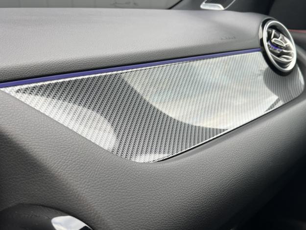 MERCEDES-BENZ GLA 250 e AMG Line  