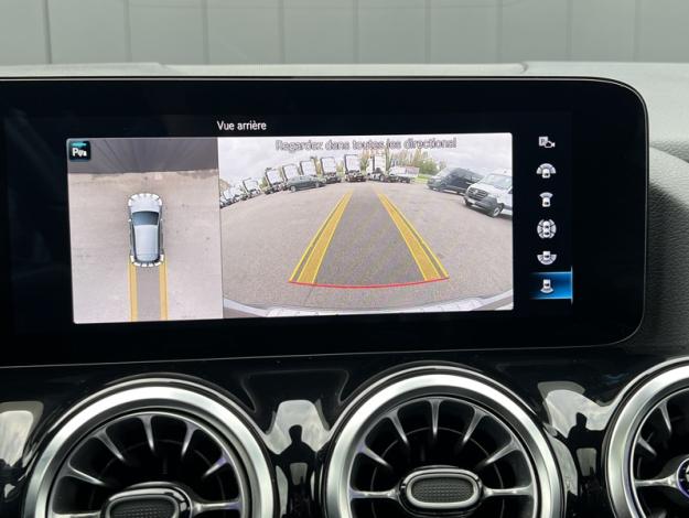 MERCEDES-BENZ GLA 250 e AMG Line  