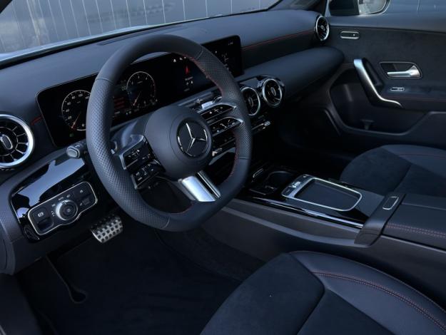 MERCEDES-BENZ Classe A 200 d AMG Line  Classe A 200 d AMG Line