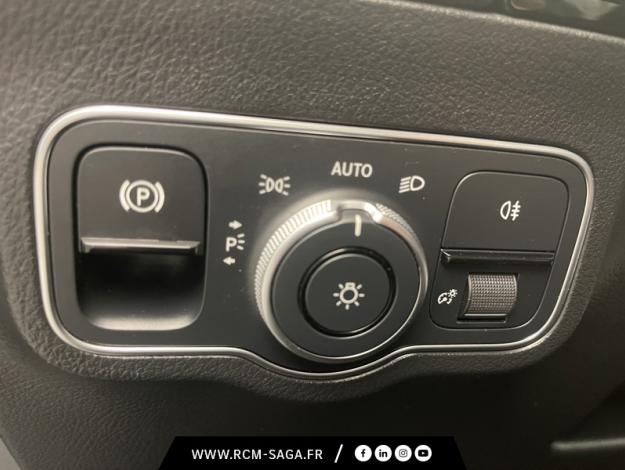 MERCEDES-BENZ GLA 200 d AMG Line  GLA 200 d AMG Line