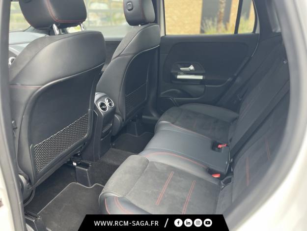 MERCEDES-BENZ GLA 250 e AMG Line  