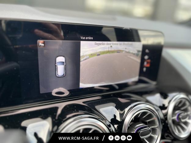 MERCEDES-BENZ GLA 250 e AMG Line  