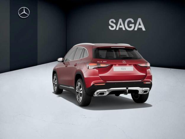 MERCEDES-BENZ GLA 180   Cyber Edition