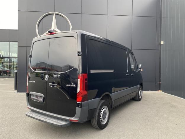 MERCEDES-BENZ Sprinter 215 CDI Fourgon Compact  