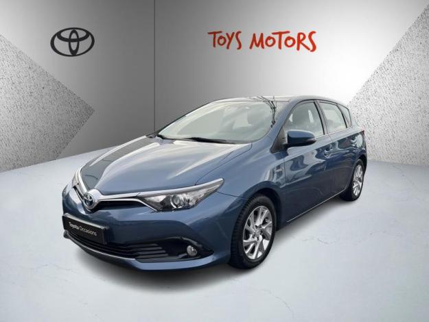 TOYOTA Auris Hybride 136h Dynamic  