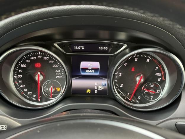 MERCEDES-BENZ GLA 200 Starlight Edition  Classe GLA/ X156 GLA 200 Starlight Edition