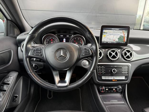 MERCEDES-BENZ GLA 200 Starlight Edition  Classe GLA/ X156 GLA 200 Starlight Edition
