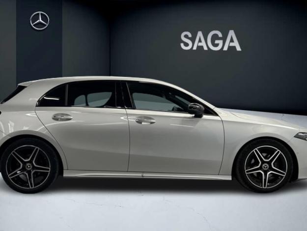 MERCEDES-BENZ A 180 AMG Pack Night Facelift  