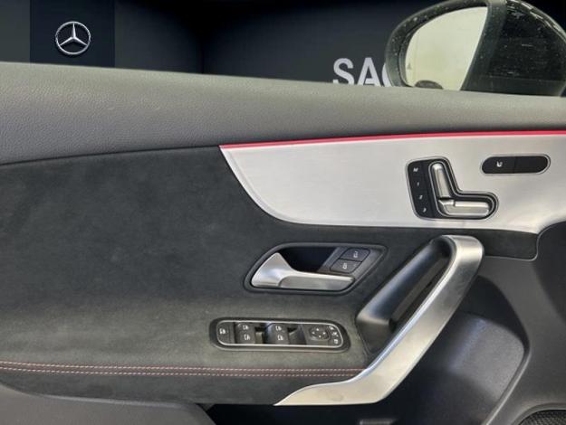 MERCEDES-BENZ A 180 AMG Pack Night Facelift  