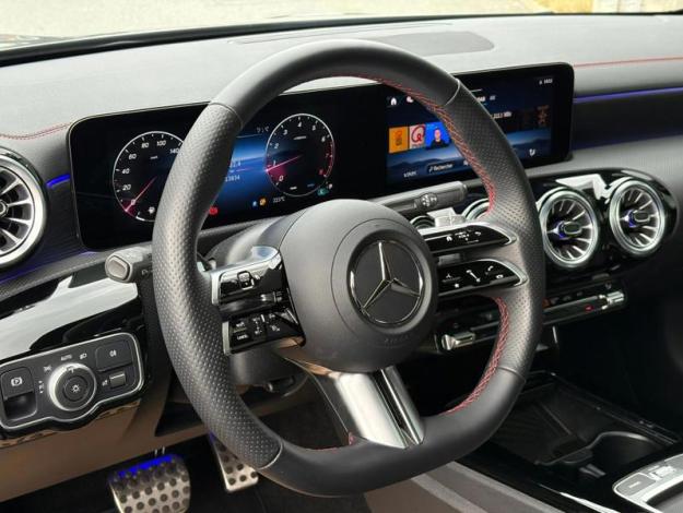 MERCEDES-BENZ CLA-Klasse CLA 200 Shooting Brake