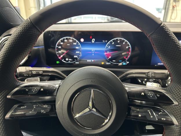 MERCEDES-BENZ A 180   Star Edition