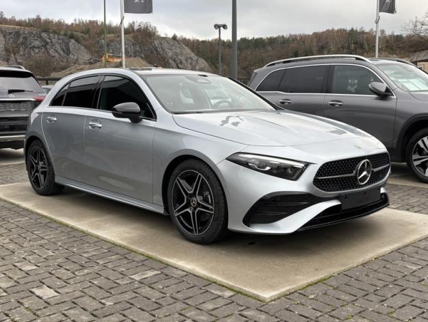MERCEDES-BENZ A 180 Star Edition - Saga Huy  