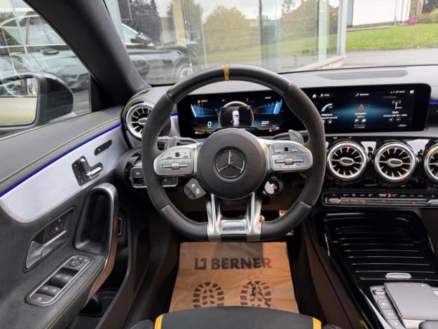 MERCEDES-BENZ CLA 45 S AMG Sièges Perf Toit Pano  