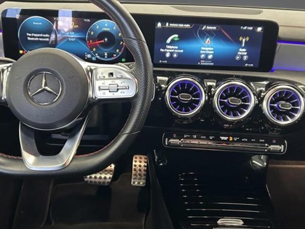 MERCEDES-BENZ CLA-Klasse CLA 180 Shooting Brake AMG Line