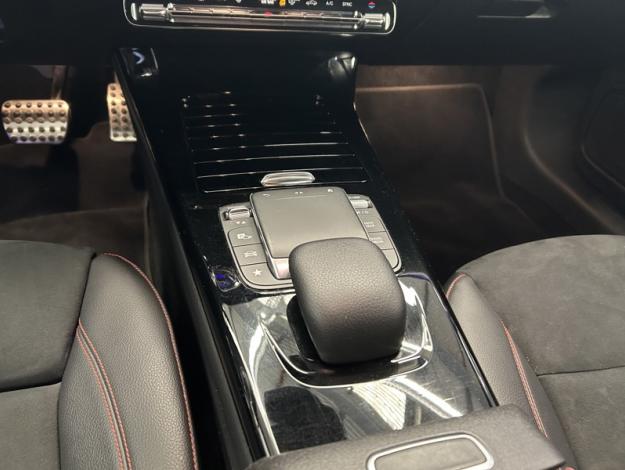 MERCEDES-BENZ CLA-Klasse CLA 180 Shooting Brake AMG Line