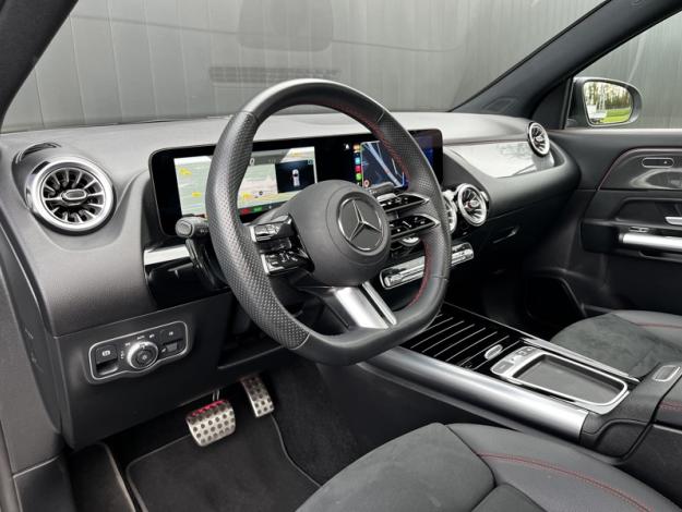 MERCEDES-BENZ GLA 250 e Hybrid EQ AMG Line  