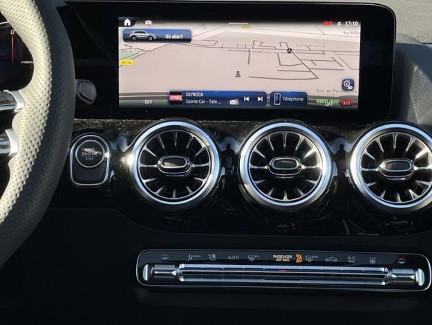 MERCEDES-BENZ GLA 250 e Hybrid EQ AMG Line  GLA 250 e Hybrid EQ AMG Line