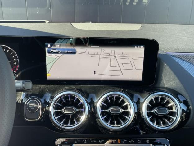 MERCEDES-BENZ GLA 250 e Hybrid EQ AMG Line  GLA 250 e Hybrid EQ AMG Line