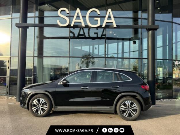 MERCEDES-BENZ GLA 200 Progressive Line  