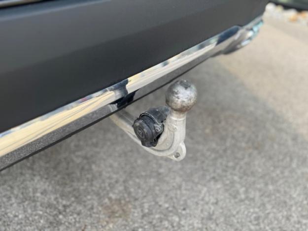 MERCEDES-BENZ GLA 200 Progressive Line  