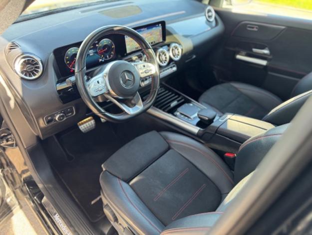 MERCEDES-BENZ GLA 200 d AMG Line  