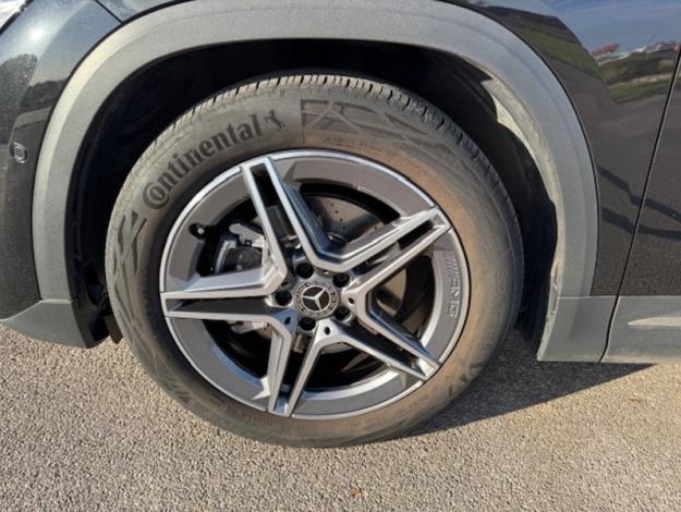 MERCEDES-BENZ GLA 200 d AMG Line  