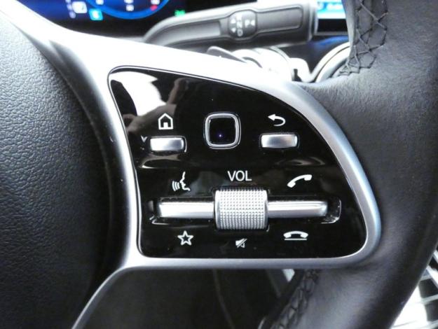 MERCEDES-BENZ GLB 200 d Business Line  GLB 200 d Business Line