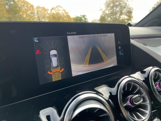 MERCEDES-BENZ GLA 200 d AMG Line  GLA 200 d AMG Line