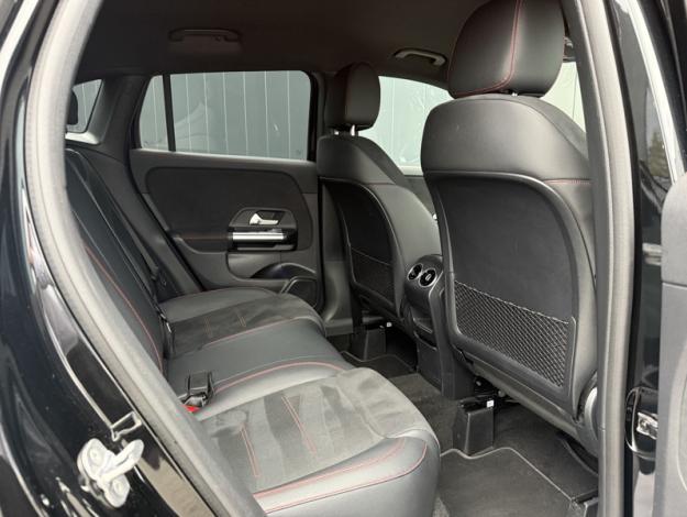 MERCEDES-BENZ GLA 200 d AMG Line AMG Line 