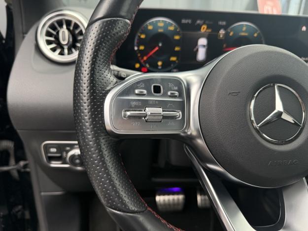 MERCEDES-BENZ GLA 200 d AMG Line AMG Line 