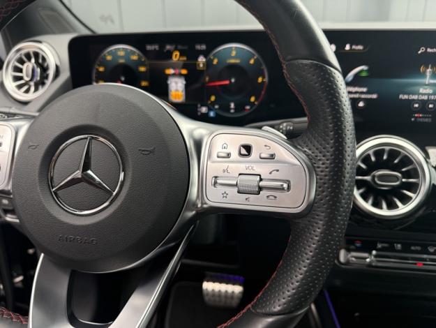 MERCEDES-BENZ GLA 200 d AMG Line AMG Line 