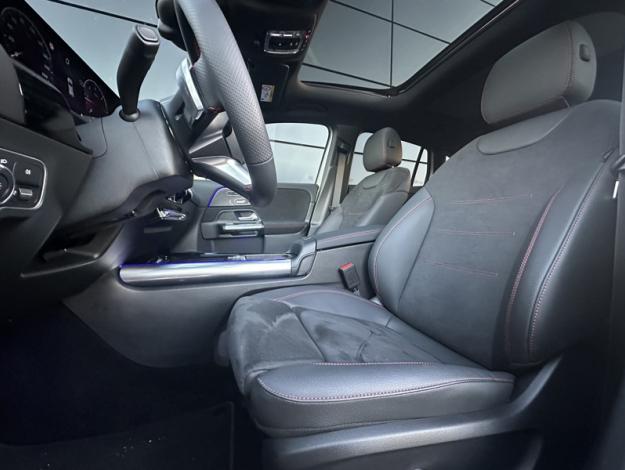 MERCEDES-BENZ GLA 200 d AMG Line  GLA 200 d AMG Line